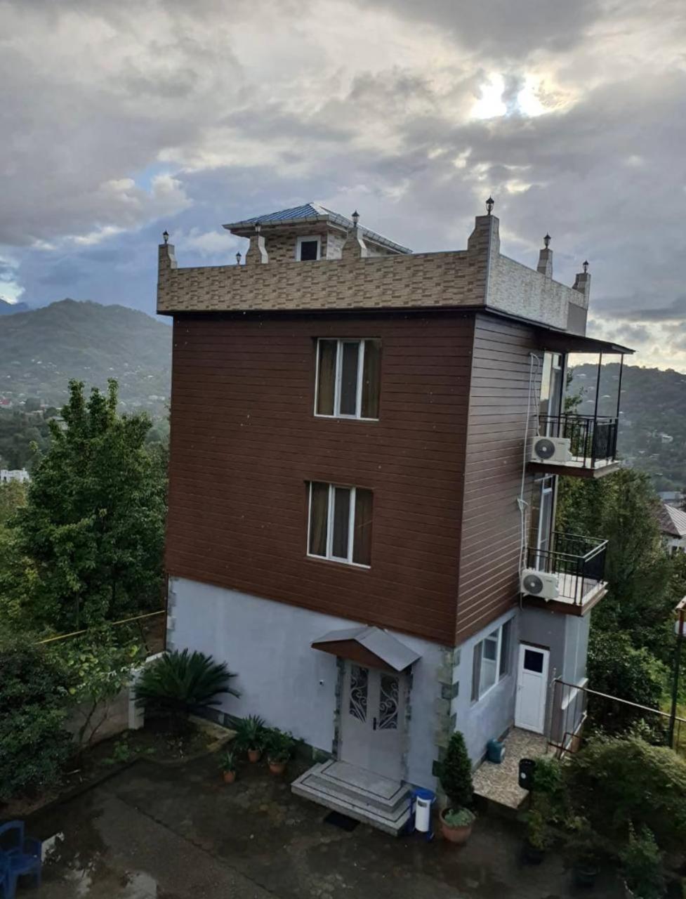 Gt House Batumi Hotel Exterior foto